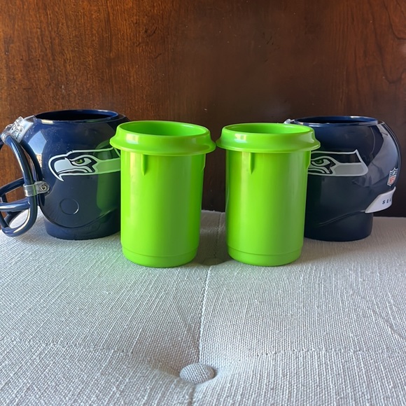NFL Seattle Seahawks CanHolder/Cups - Picture 8 of 8
